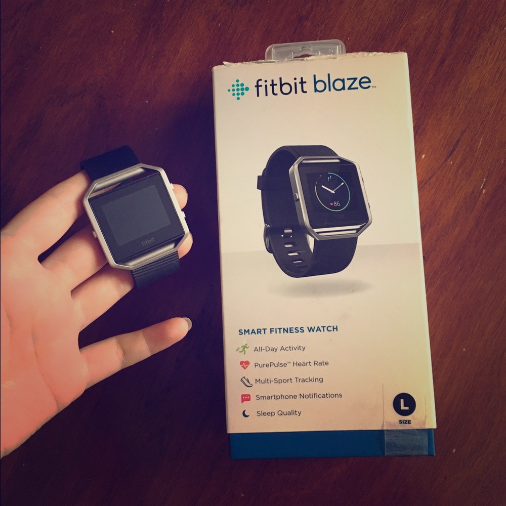 Fitbit blaze, size large, only warn once.