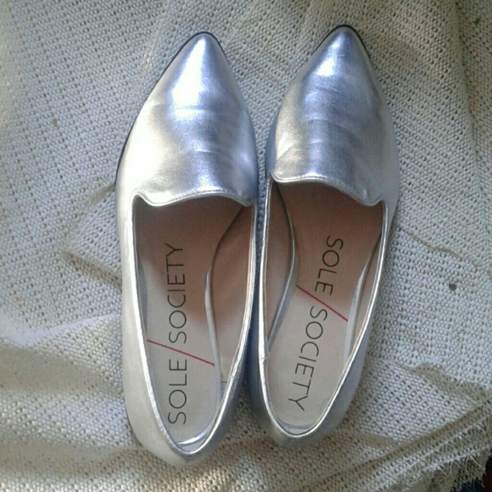 Silver flats