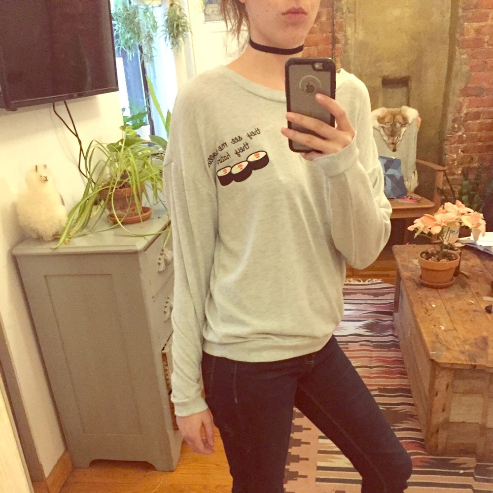 Super soft pull over with embroidery