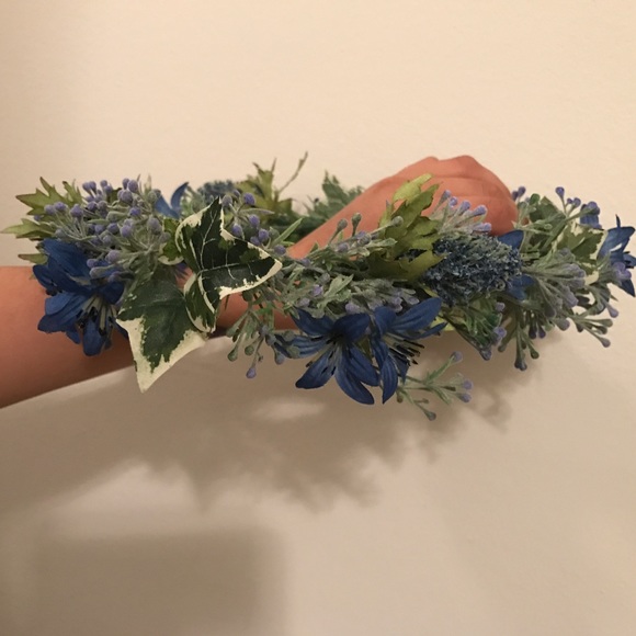 Silk Floral Crown - Picture 4 of 4