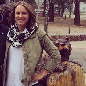 Meet your Posher, Laura