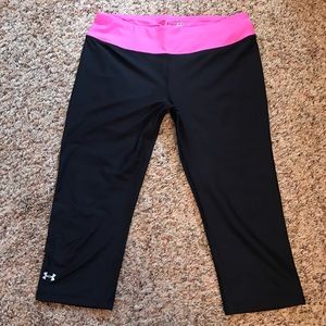 Under Armour crops