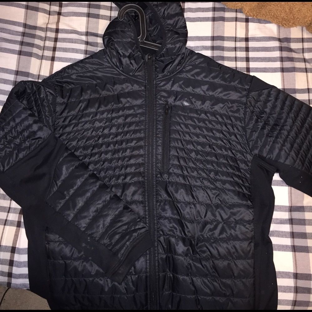 Nike ThermaLoft Jacket - Picture 1 of 3