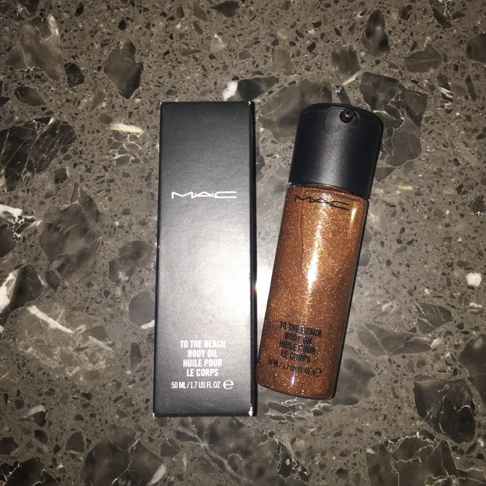 MAC beach body oil - NEW