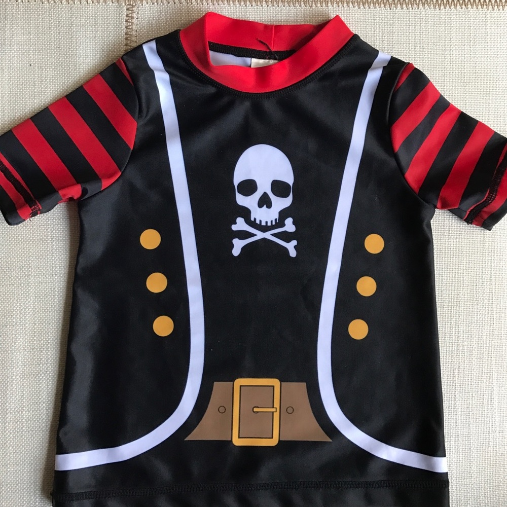 H&M rashguard shirt