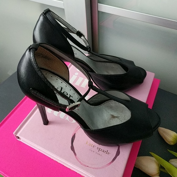 Richard Tyler heels - Picture 3 of 7