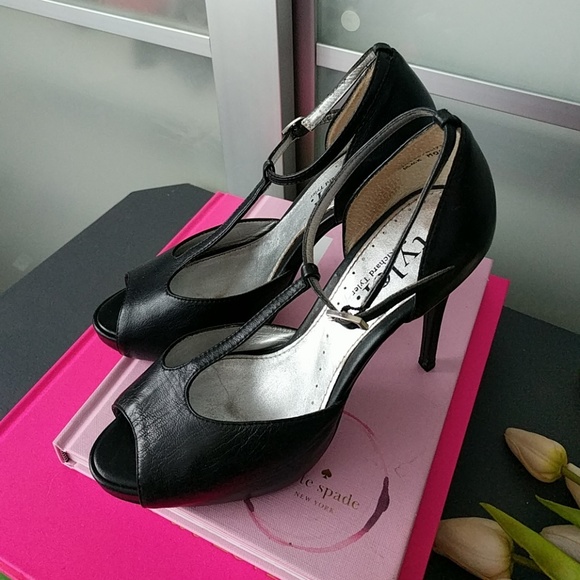 Richard Tyler heels - Picture 5 of 7