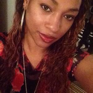 Meet your Posher, Vivian