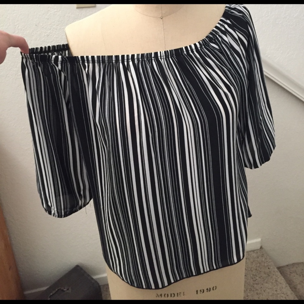 Off the shoulder top, size medium