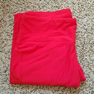 Lularoe Red Os Leggings!