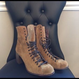 NWT Jeffrey Campbell boots