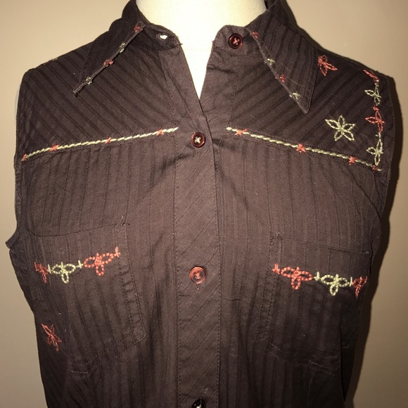 BILLBLASS Jeanswear Sleeveless Button Up - Picture 2 of 5