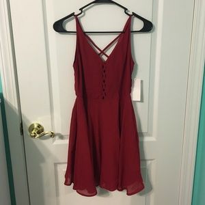 LULUS! BRAND NEW & NEVER WORN | Burgundy Dress