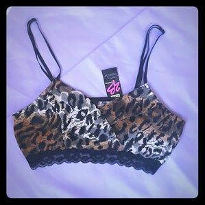 NWT bebe Bralette