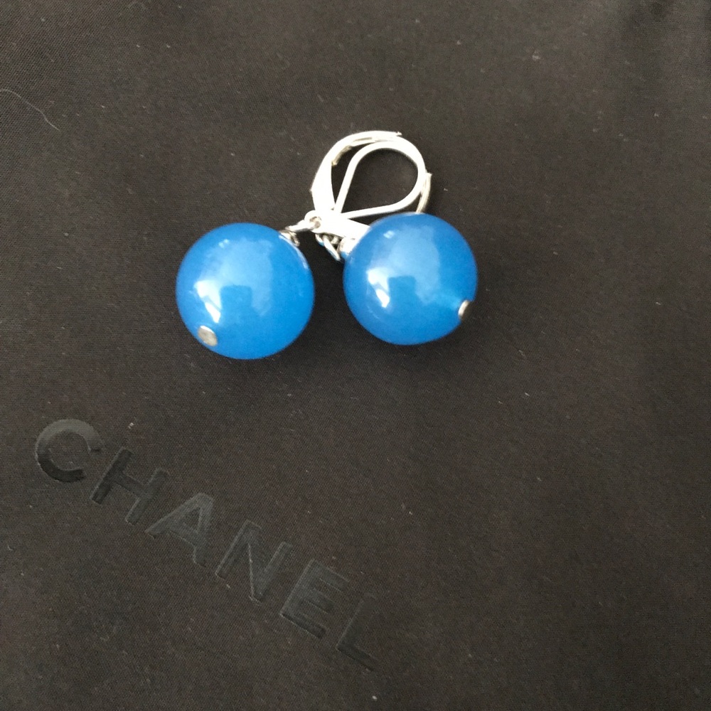 BLUE JADE DROP EARRINGS W LEVER BACK NWT🦋💙