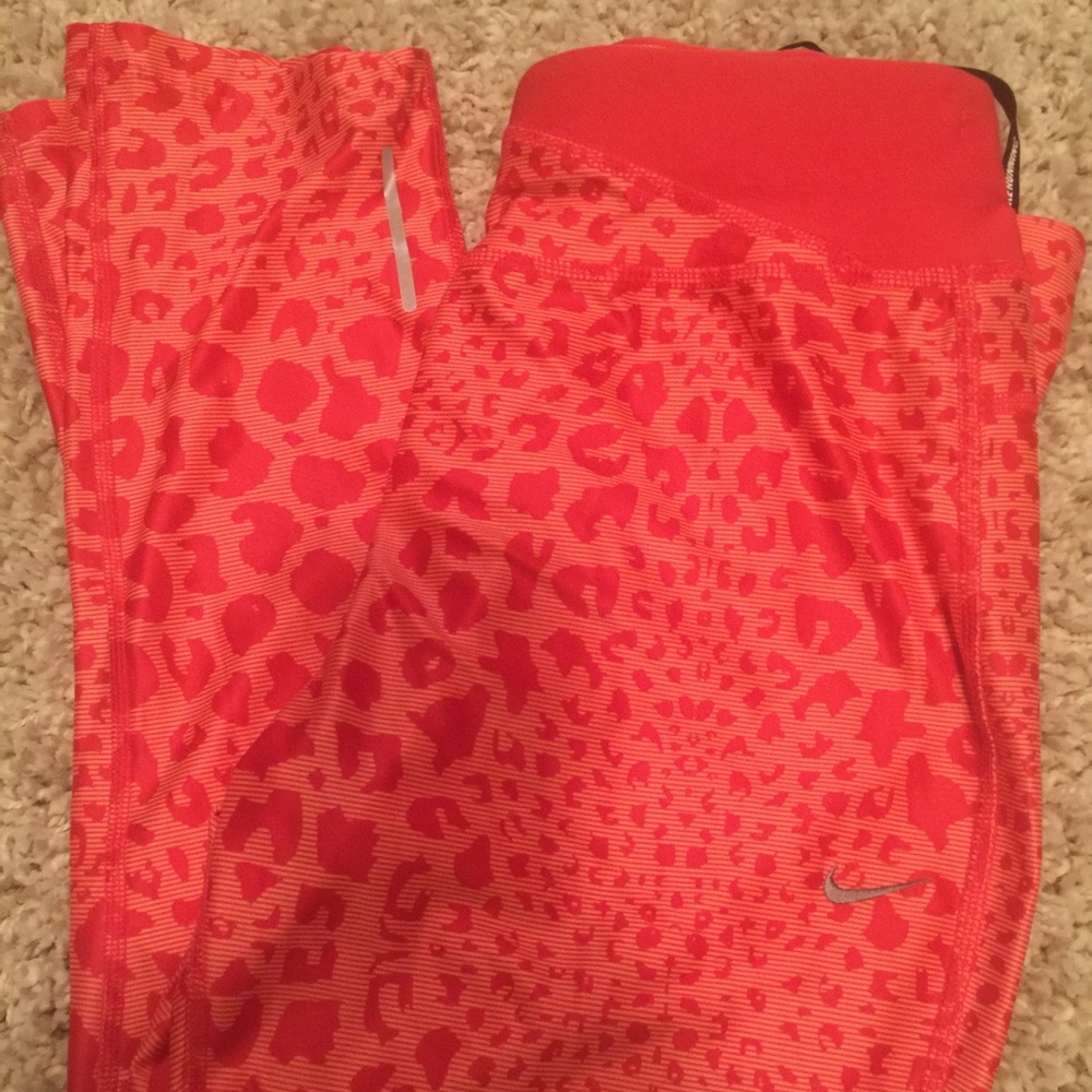 Nike dri fit coral cheetah print running capris