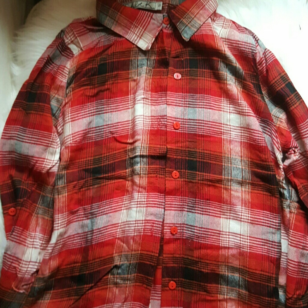Chloe K Shirt Size S