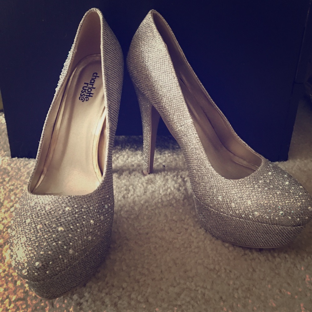 Brand New Gold Sparkle heels