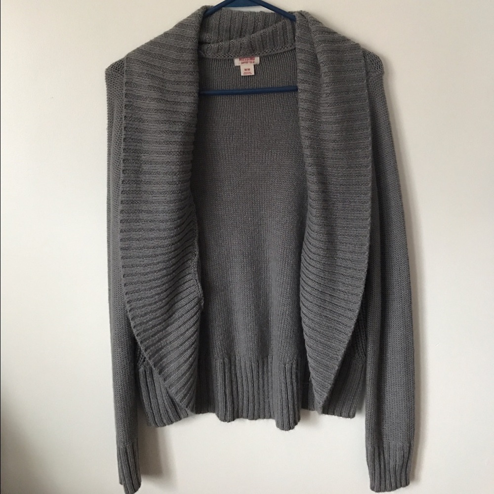 Mossimo gray cable knit sweater