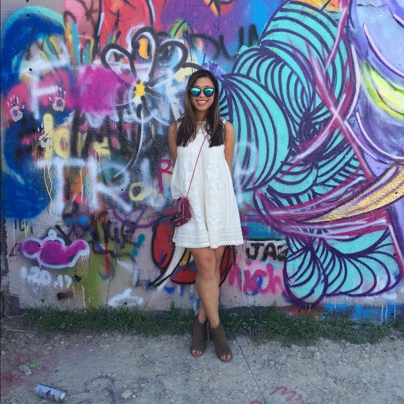 Meet your Posher, Ruby - Picture 1 of 1