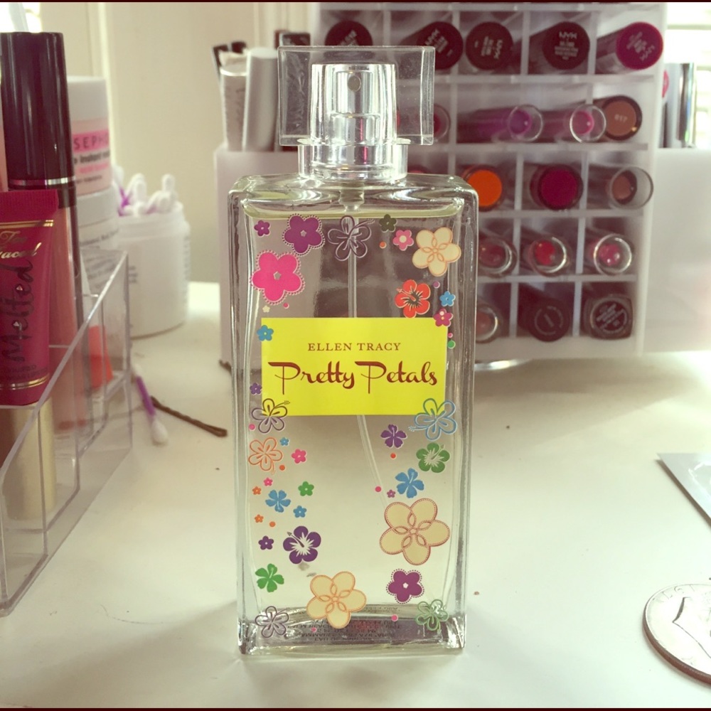 Ellen Tracy Pretty Petals perfume