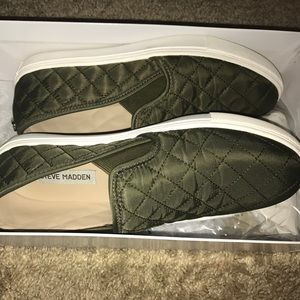 Steve Madden loafers