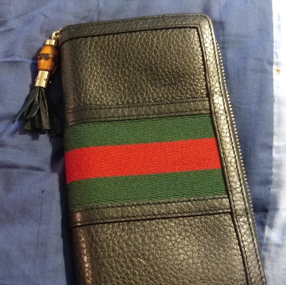 Gucci wallet