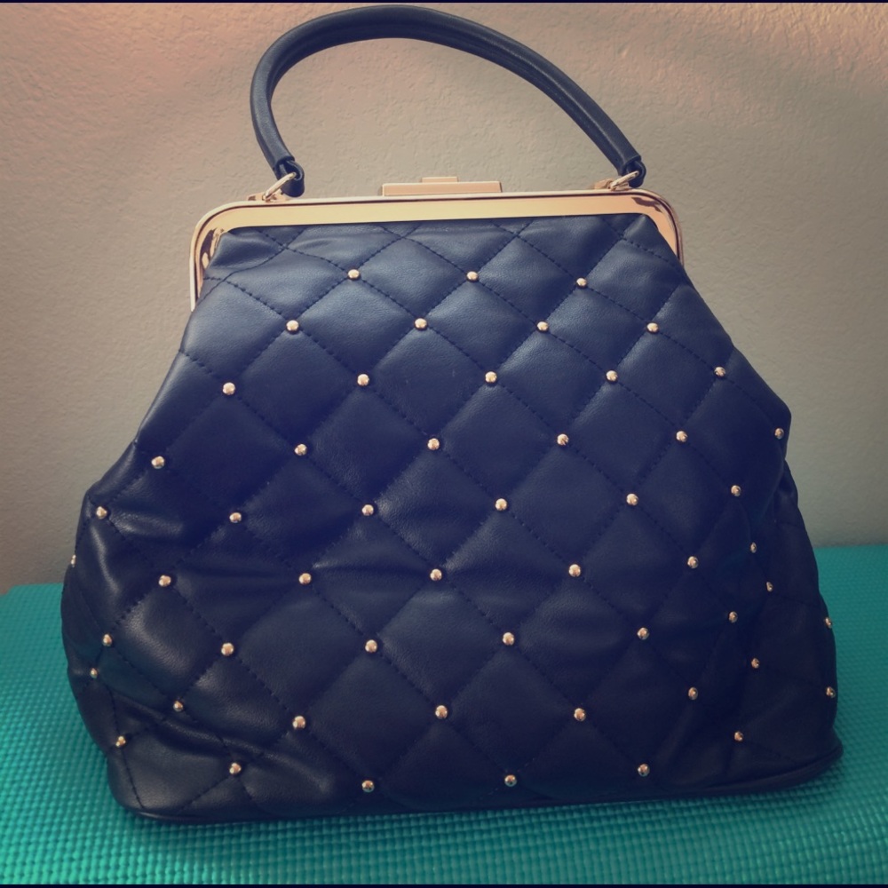 WILSON'S LEATHER PURSE