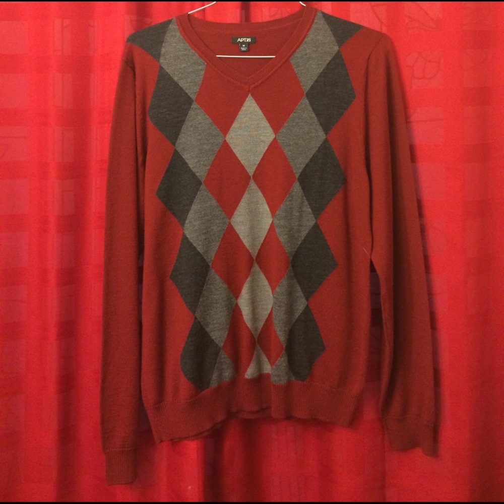 Men's sweater