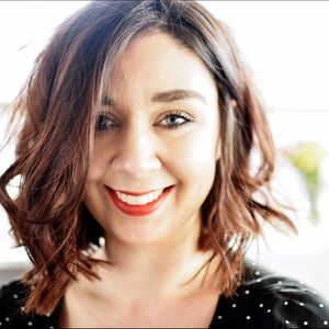 Meet your Posher, Kelly