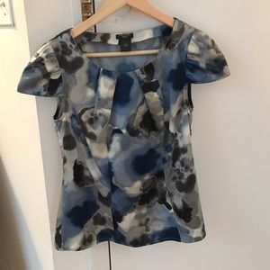 Ann Taylor Cap Sleeve Silk Top. Size 4P.