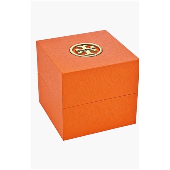 Reva' Logo Dial Double Wrap Watch, 28mm - Picture 3 of 4