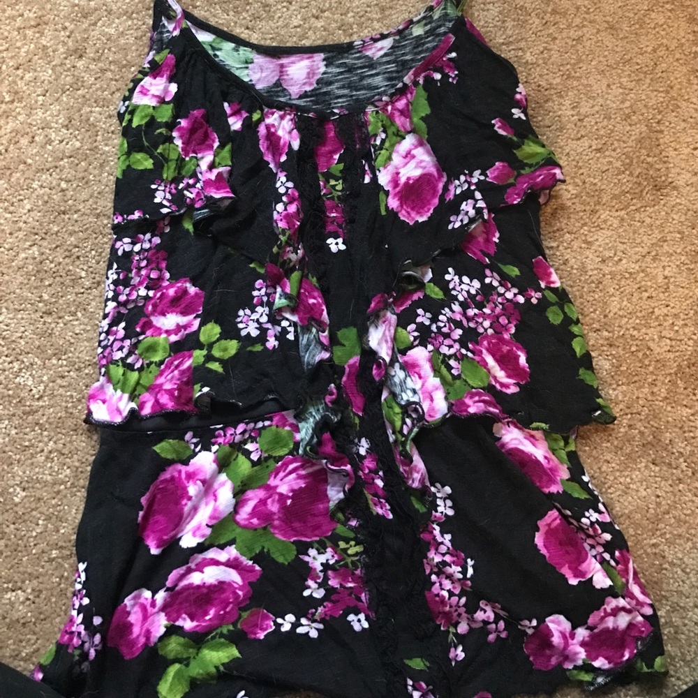 Black floral lace ruffle cami