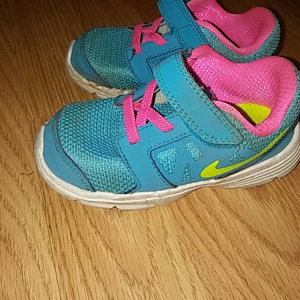 nike toddler 8