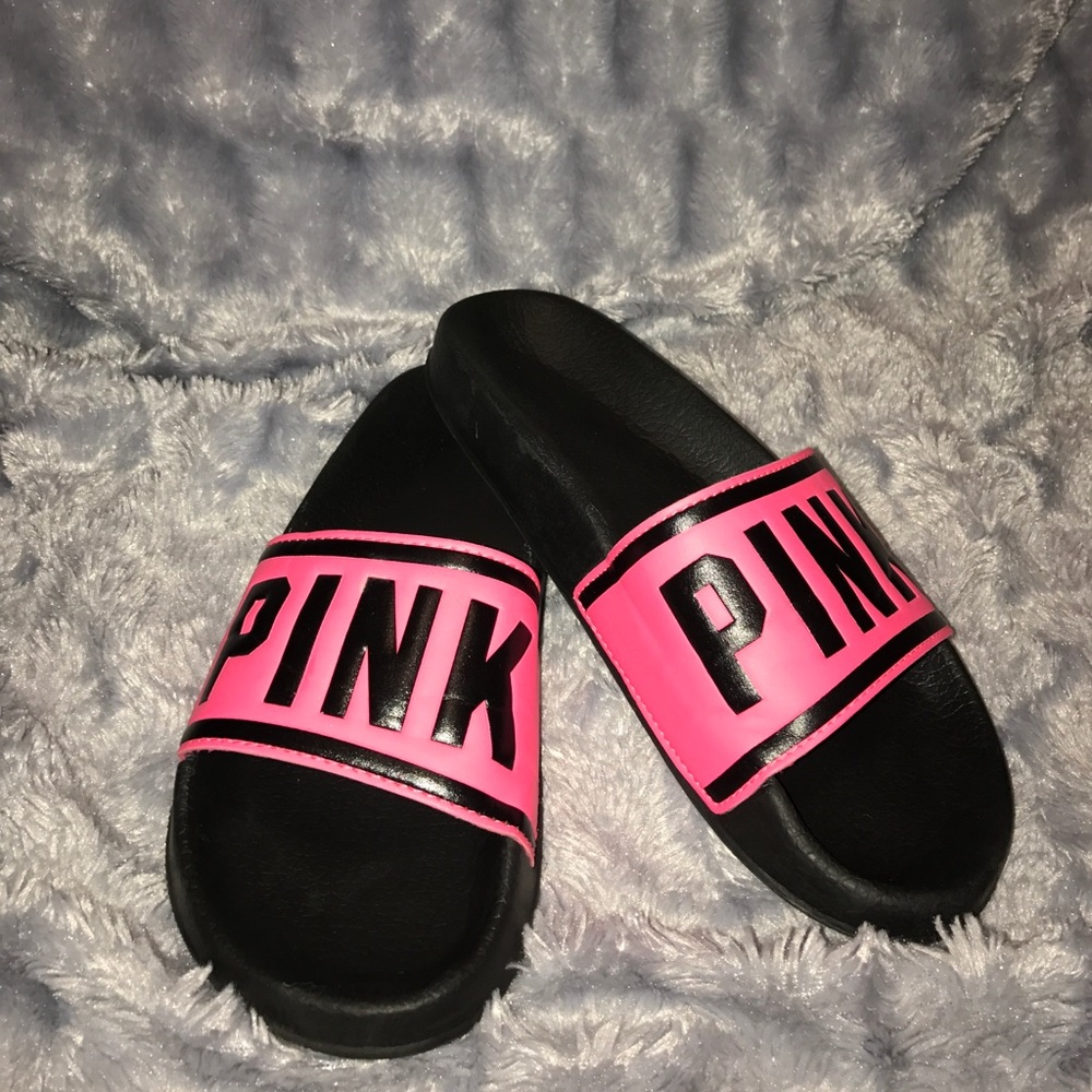 VS PINK slides