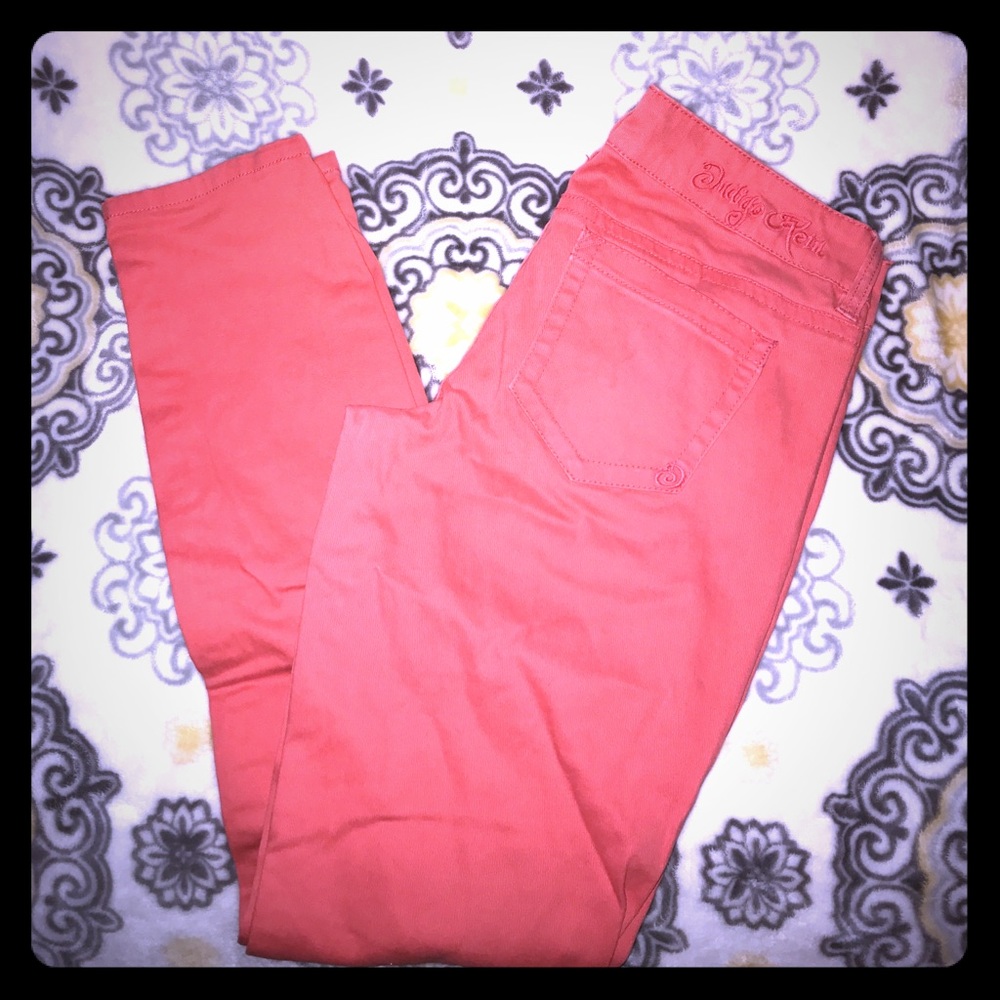Salmon colored Jeans