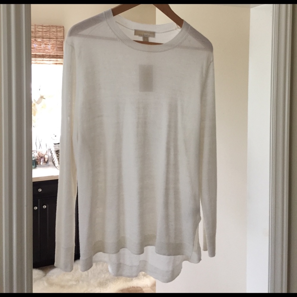 New with Tags White Sweater! So cute