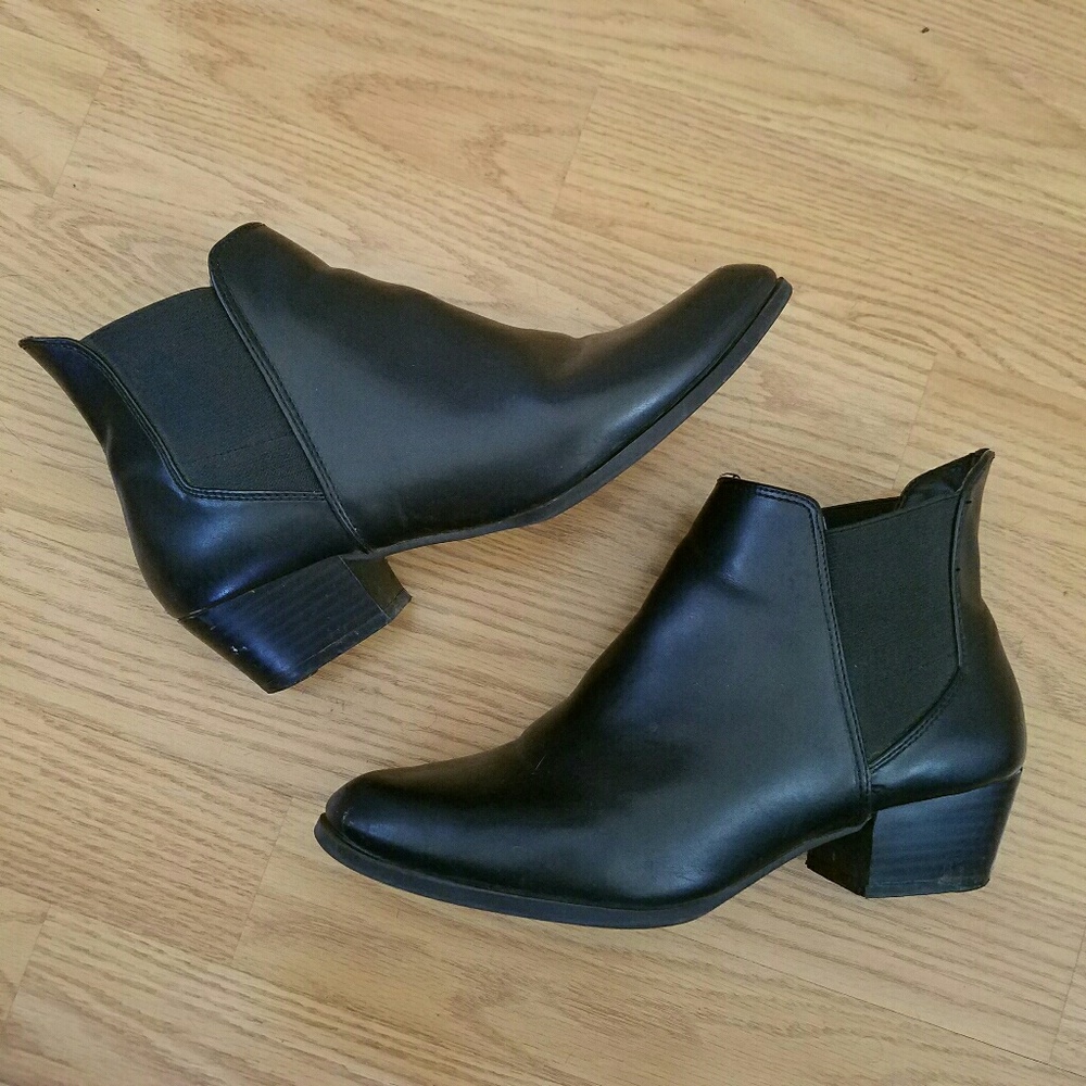 Zara chelsea boots