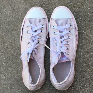 Sparkly converse size 9!