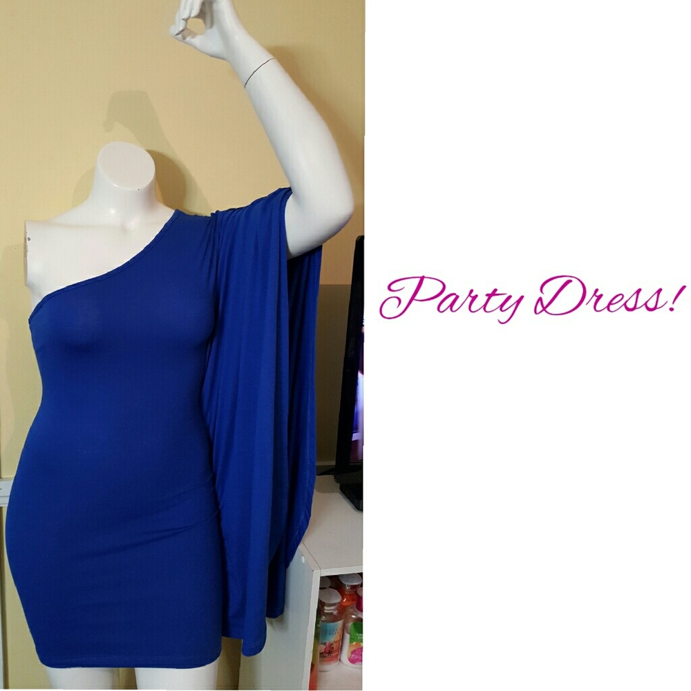 Royal blue one shoulder bodycon dress.