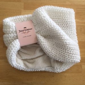 NWT Juicy Couture Cozy Fleece Knitted Cowl Scarf