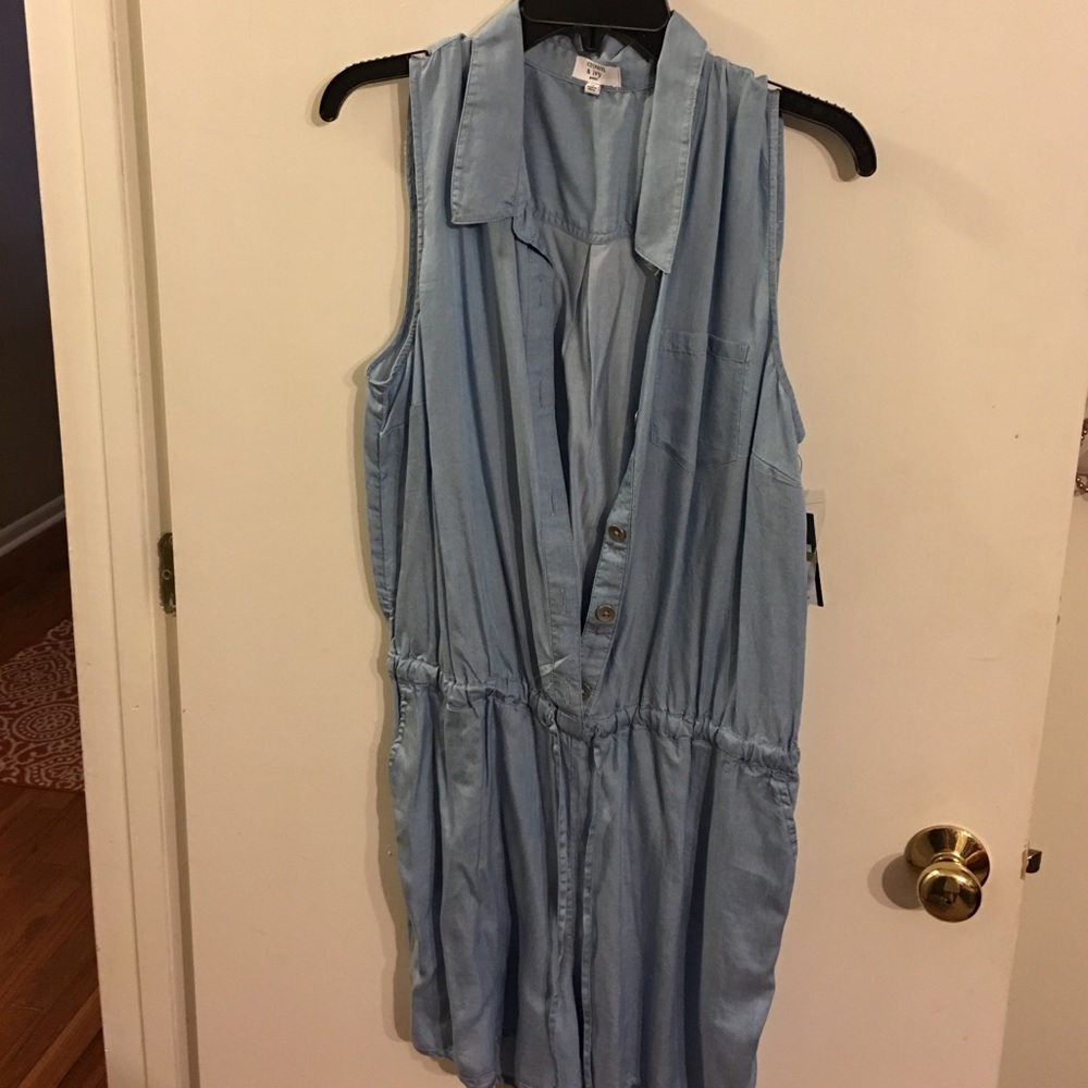 Crown & Ivy romper
