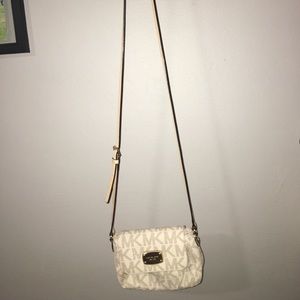 Real Michael Kors Satchel for sale !!