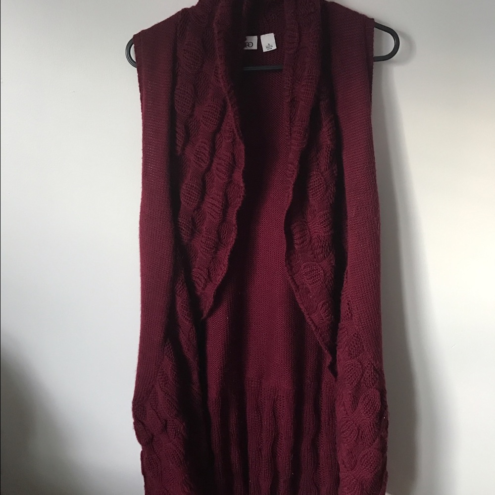 Cato burgandy cable knit vest