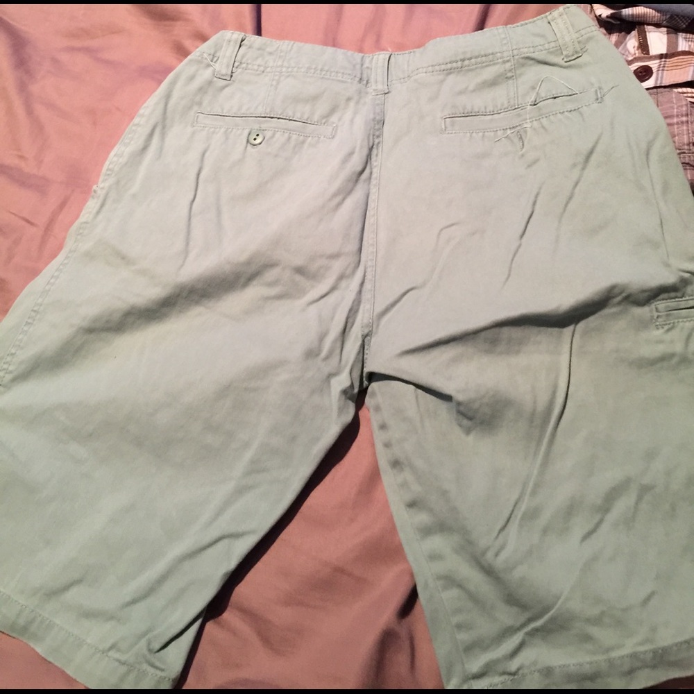 Too big - Picture 2 of 2