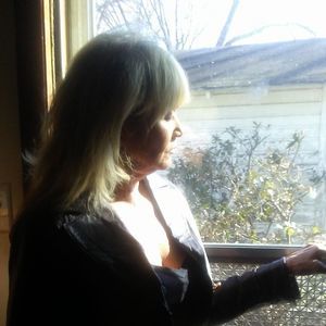 Meet your Posher, Debra