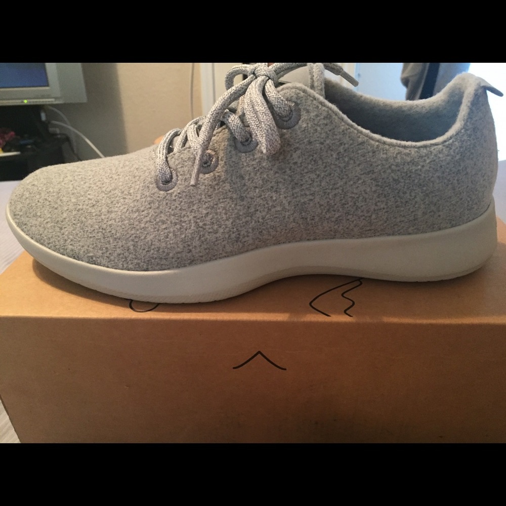 All birds wool runners. Men's 9