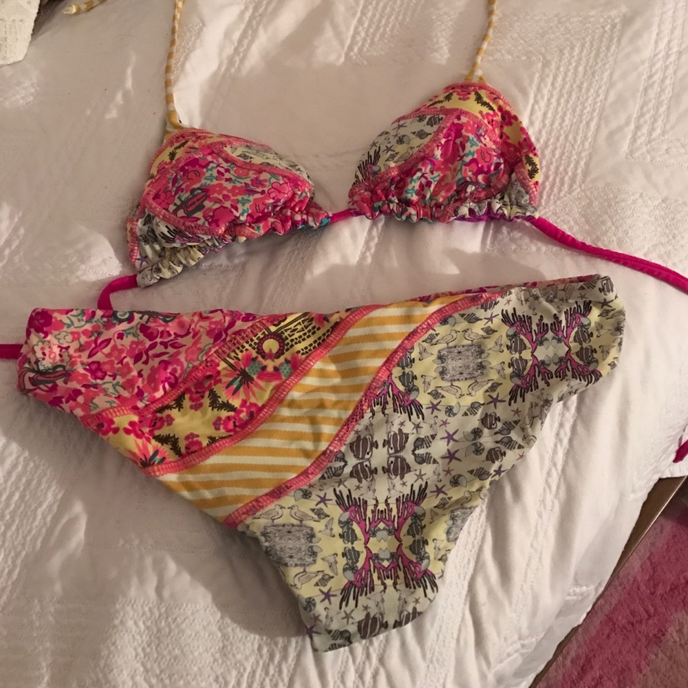 Maaji size xs top and bottom bikini