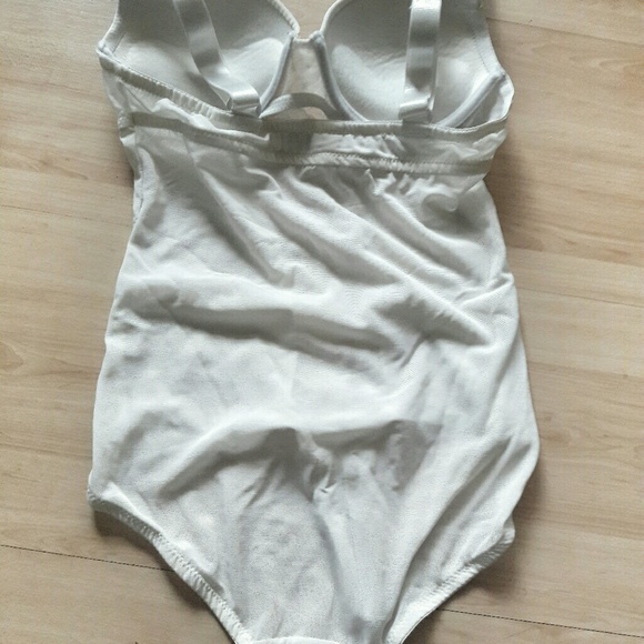 *sold - Picture 2 of 4