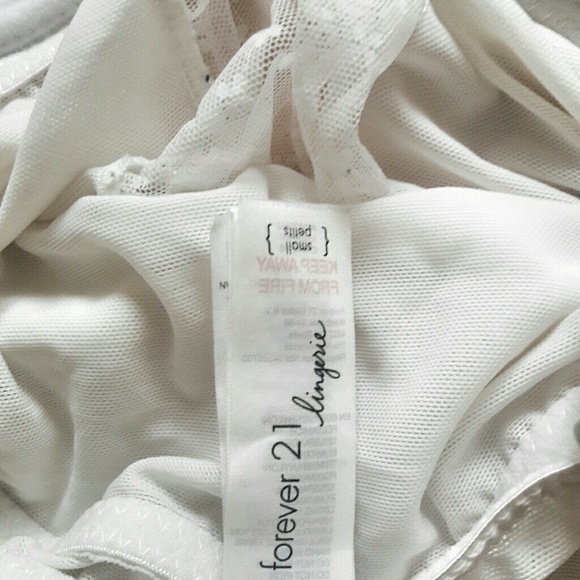 *sold - Picture 3 of 4